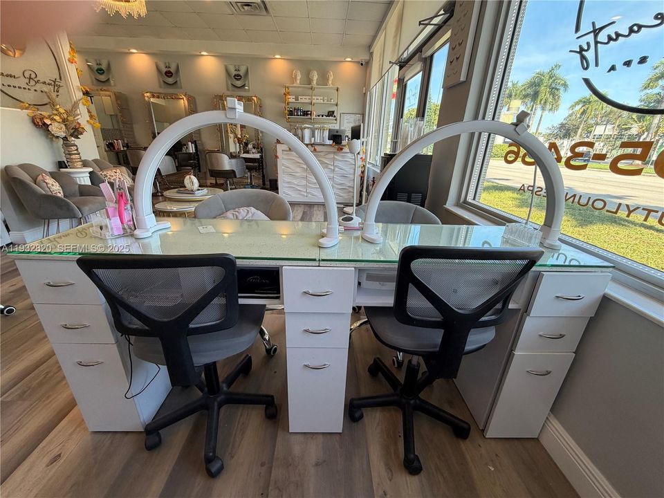 出租: $4,200 (0 贝兹, 0 浴室, 0 平方英尺)