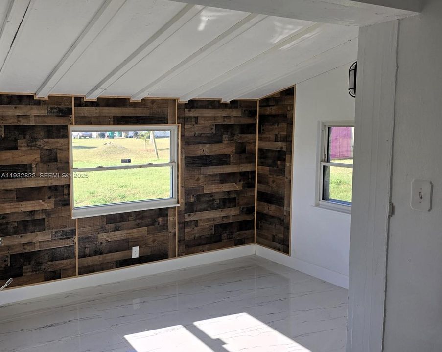 В аренду: $1,500 (2 спален, 1 ванн, 0 Квадратных фут)