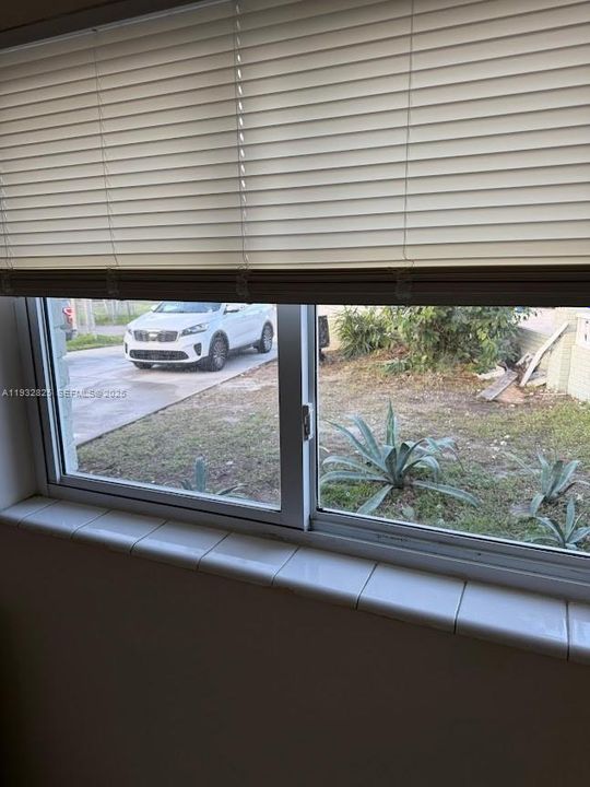 En Renta: $1,750 (2 camas, 1 baños, 1212 Pies cuadrados)