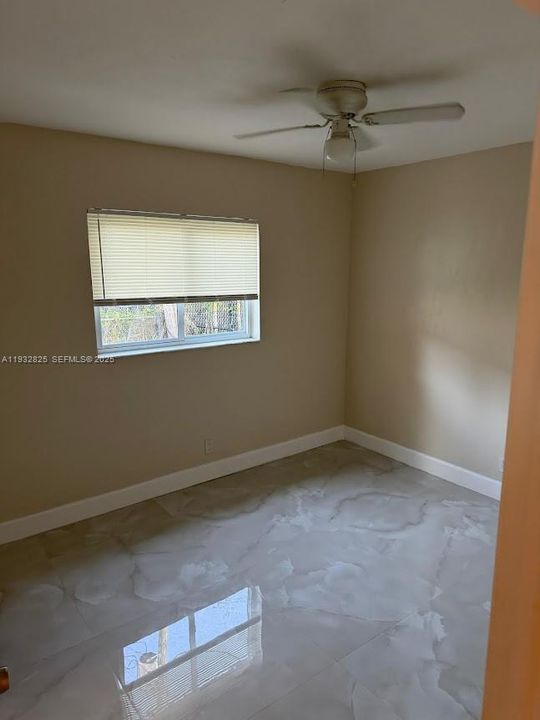 En Renta: $1,750 (2 camas, 1 baños, 1212 Pies cuadrados)