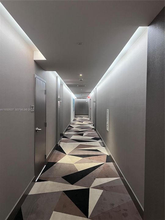 For Sale: $1,115,000 (3 beds, 2 baths, 1962 Square Feet)