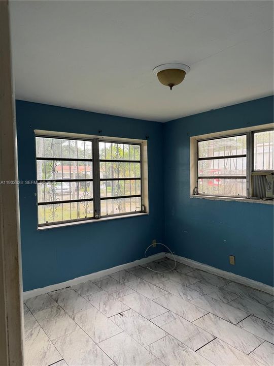 En Renta: $3,300 (3 camas, 2 baños, 940 Pies cuadrados)