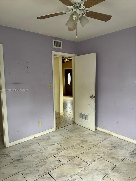 En Renta: $3,300 (3 camas, 2 baños, 940 Pies cuadrados)