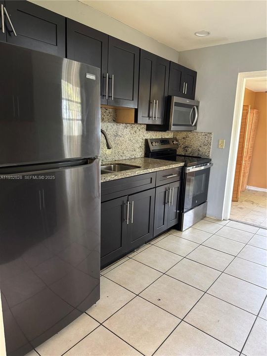 En Renta: $3,300 (3 camas, 2 baños, 940 Pies cuadrados)