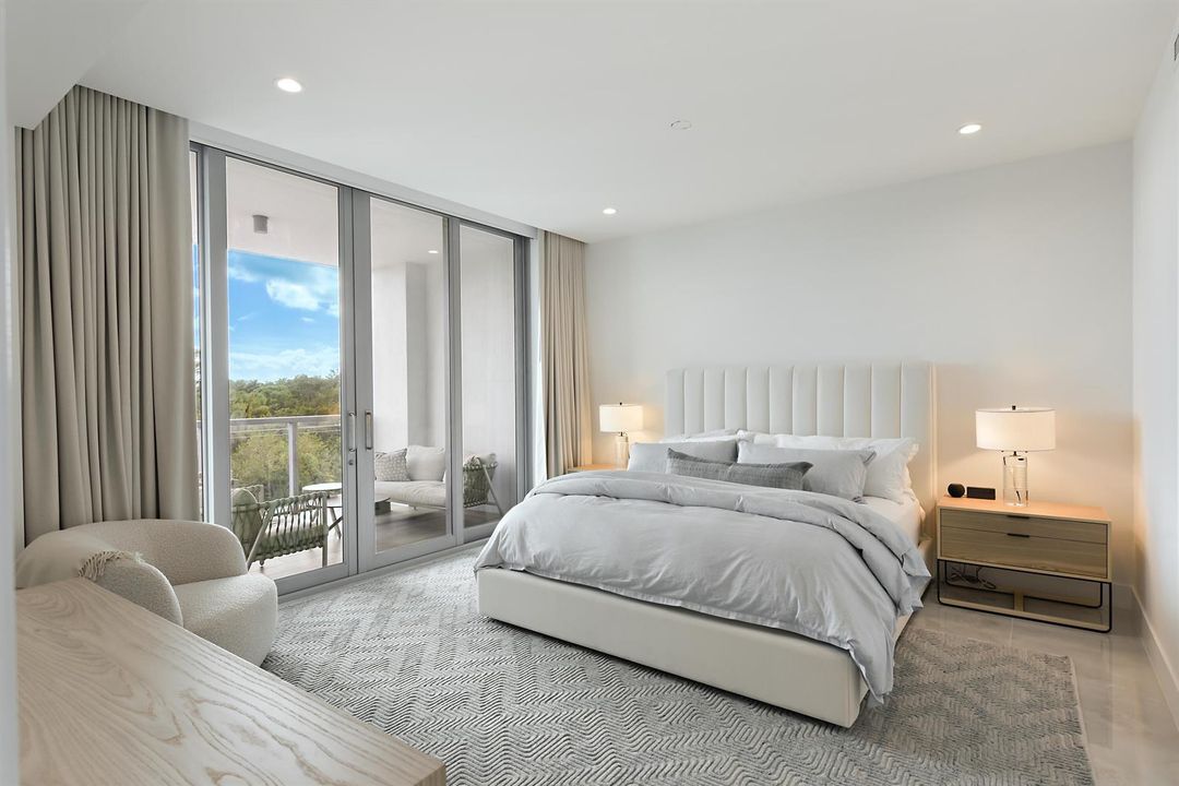 485 E Royal Palm Rd_Joanne Shaer_35