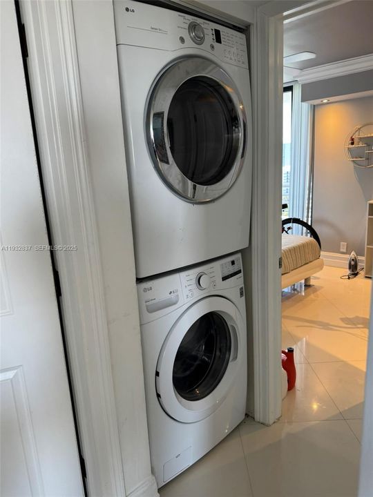 En Renta: $3,290 (2 camas, 2 baños, 1181 Pies cuadrados)