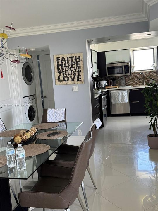 En Renta: $3,290 (2 camas, 2 baños, 1181 Pies cuadrados)