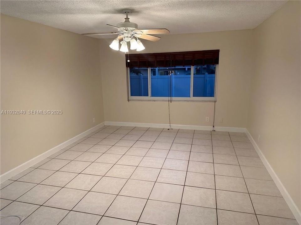 For Rent: $2,100 (2 beds, 2 baths, 1100 Square Feet)