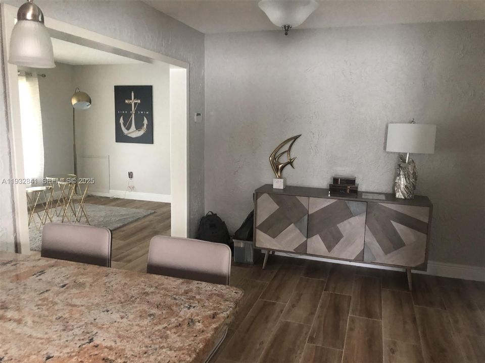 En Renta: $2,950 (2 camas, 1 baños, 1478 Pies cuadrados)