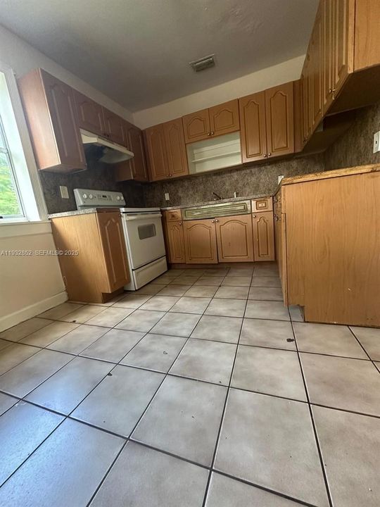 En Renta: $1,850 (2 camas, 1 baños, 1596 Pies cuadrados)