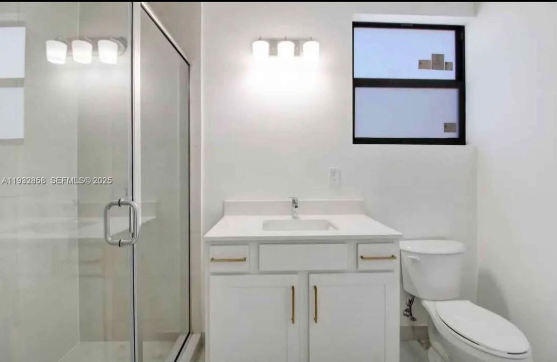 В аренду: $1,700 (1 спален, 1 ванн, 0 Квадратных фут)