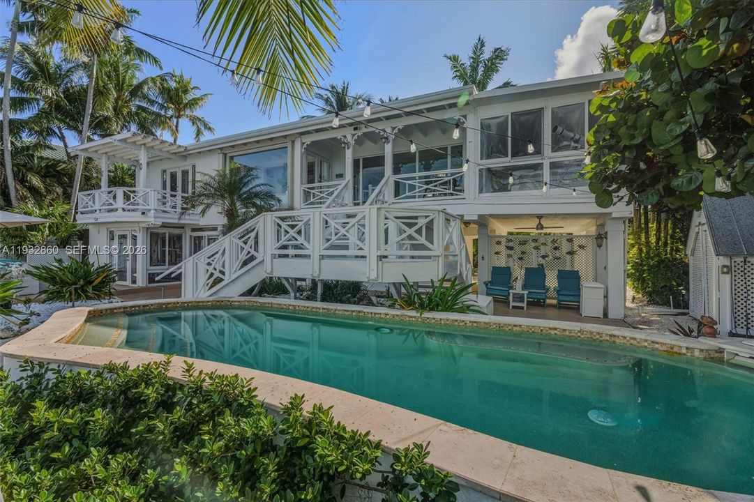 For Sale: $2,900,000 (3 beds, 4 baths, 2608 Square Feet)