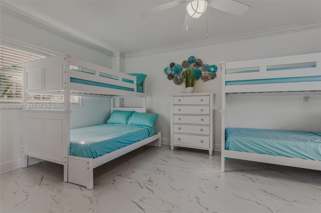 На продажу: $3,200,000 (3 спален, 4 ванн, 2608 Квадратных фут)