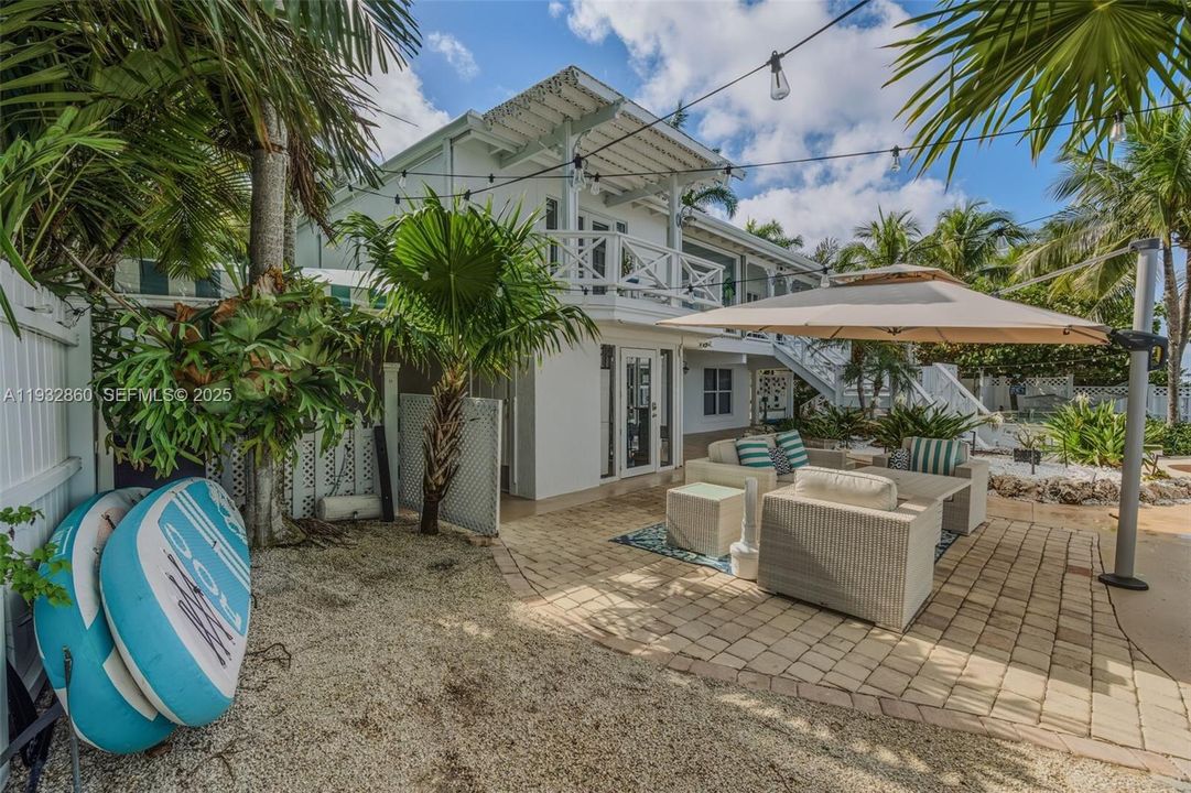 На продажу: $3,200,000 (3 спален, 4 ванн, 2608 Квадратных фут)