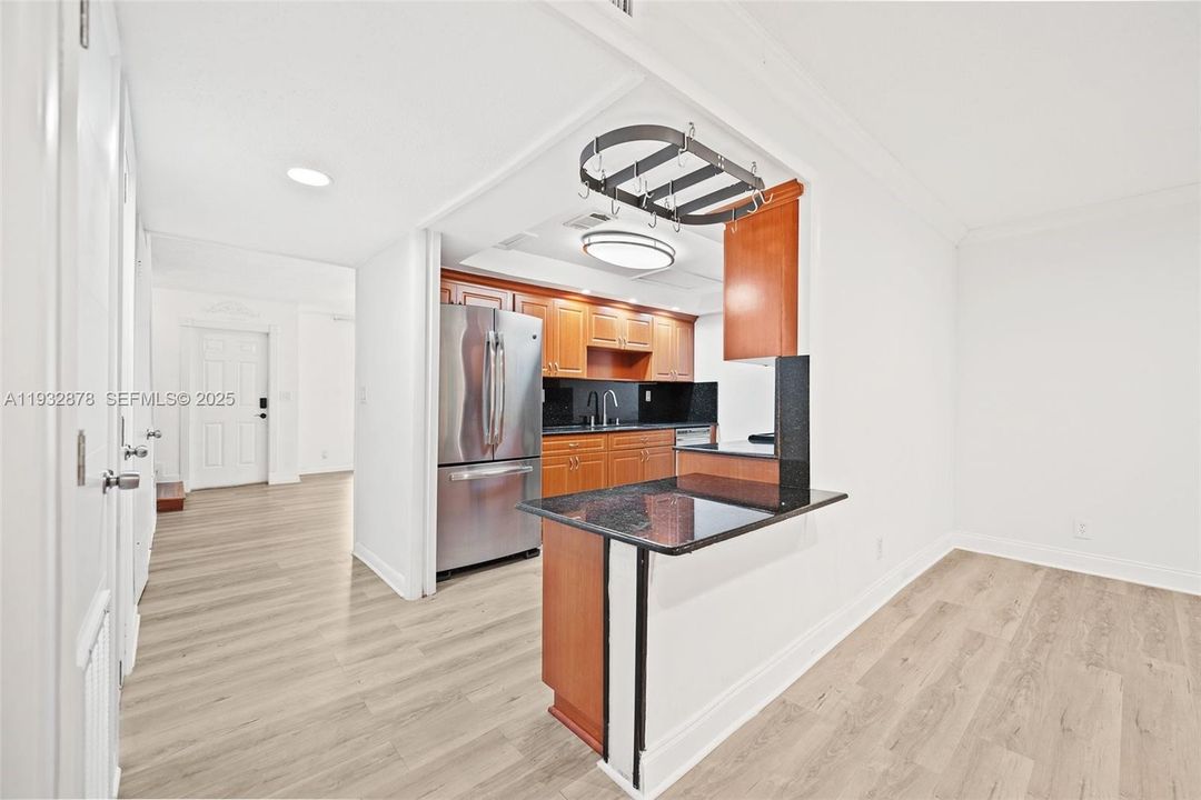 For Rent: $3,400 (3 beds, 2 baths, 1573 Square Feet)