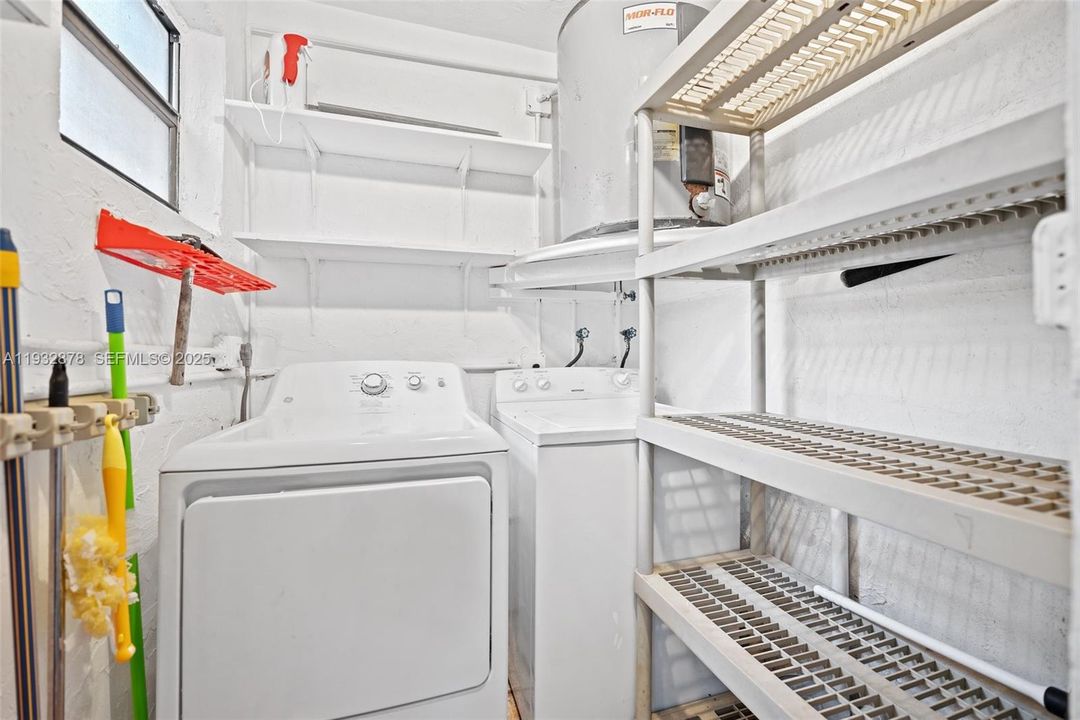 For Rent: $3,400 (3 beds, 2 baths, 1573 Square Feet)