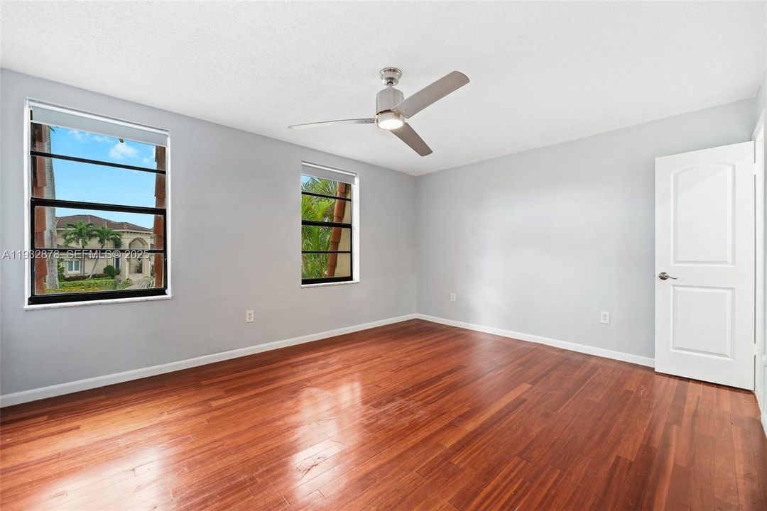 For Rent: $3,400 (3 beds, 2 baths, 1573 Square Feet)