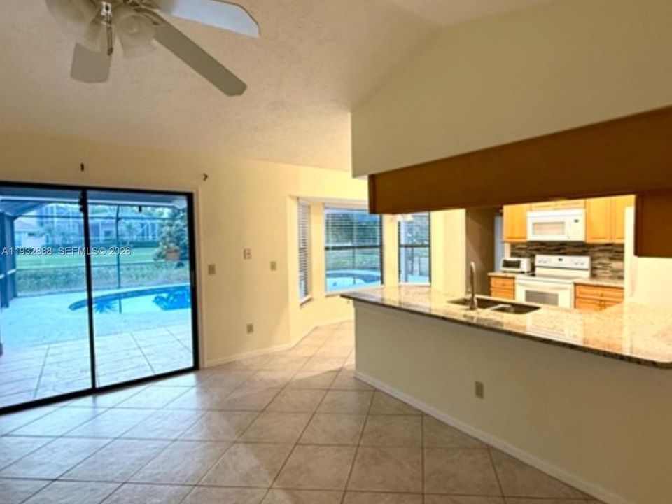 En Venta: $472,000 (3 camas, 2 baños, 1908 Pies cuadrados)