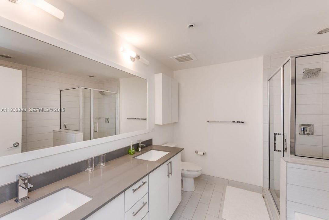 出租: $4,600 (2 贝兹, 2 浴室, 1384 平方英尺)