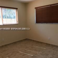 For Rent: $1,600 (1 beds, 1 baths, 700 Square Feet)