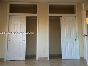 For Rent: $1,600 (1 beds, 1 baths, 700 Square Feet)