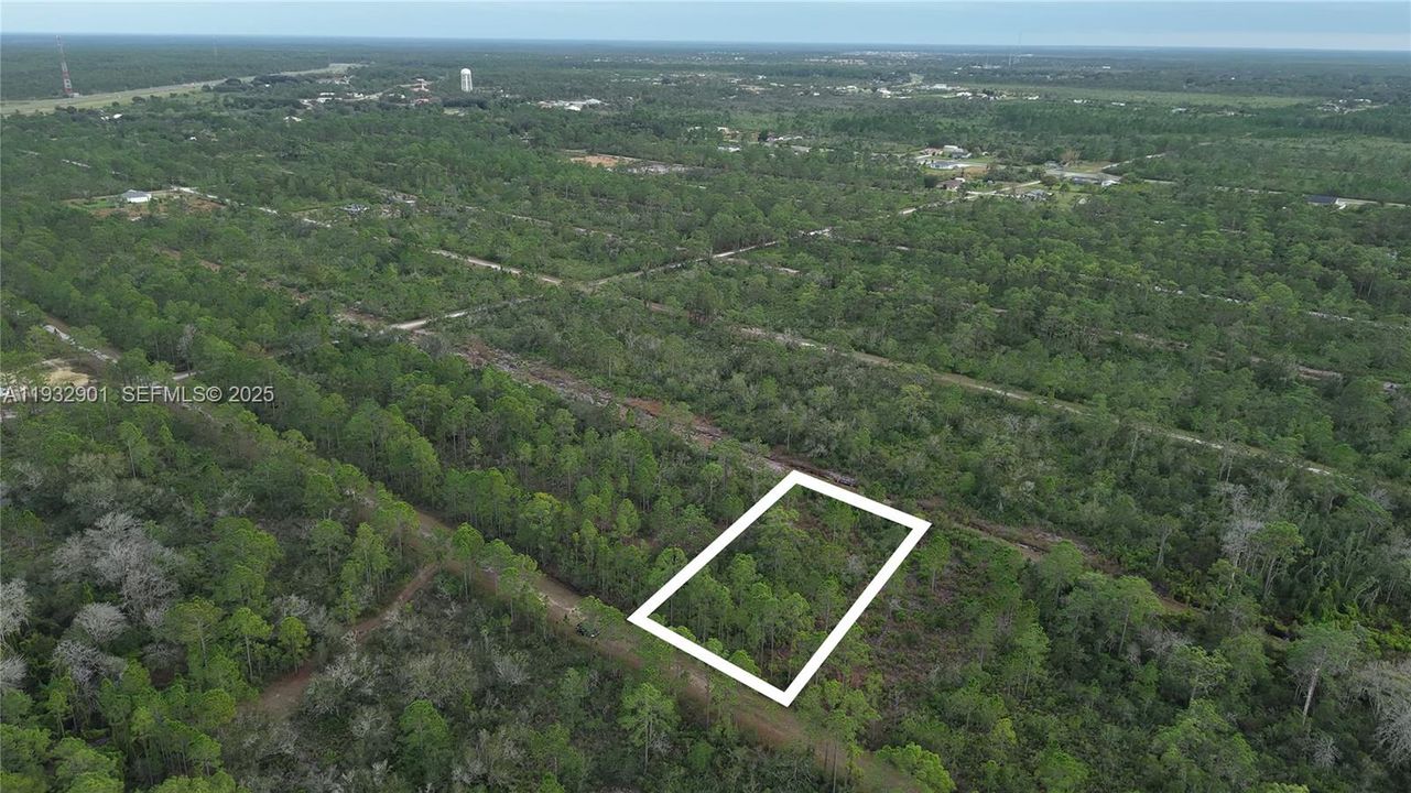 待售: $20,000 (0.50 acres)