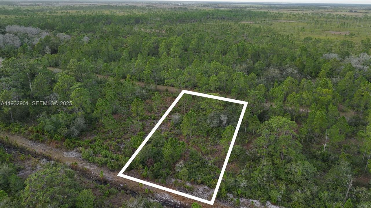 待售: $20,000 (0.50 acres)