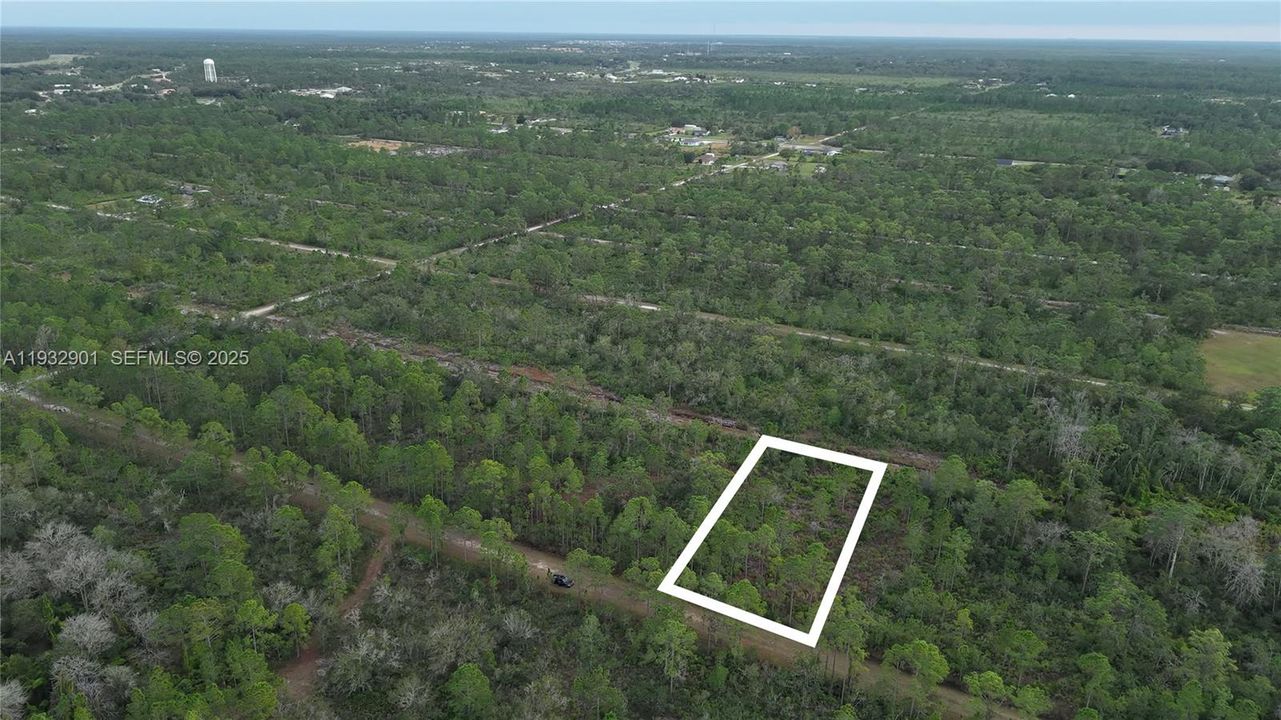 待售: $20,000 (0.50 acres)