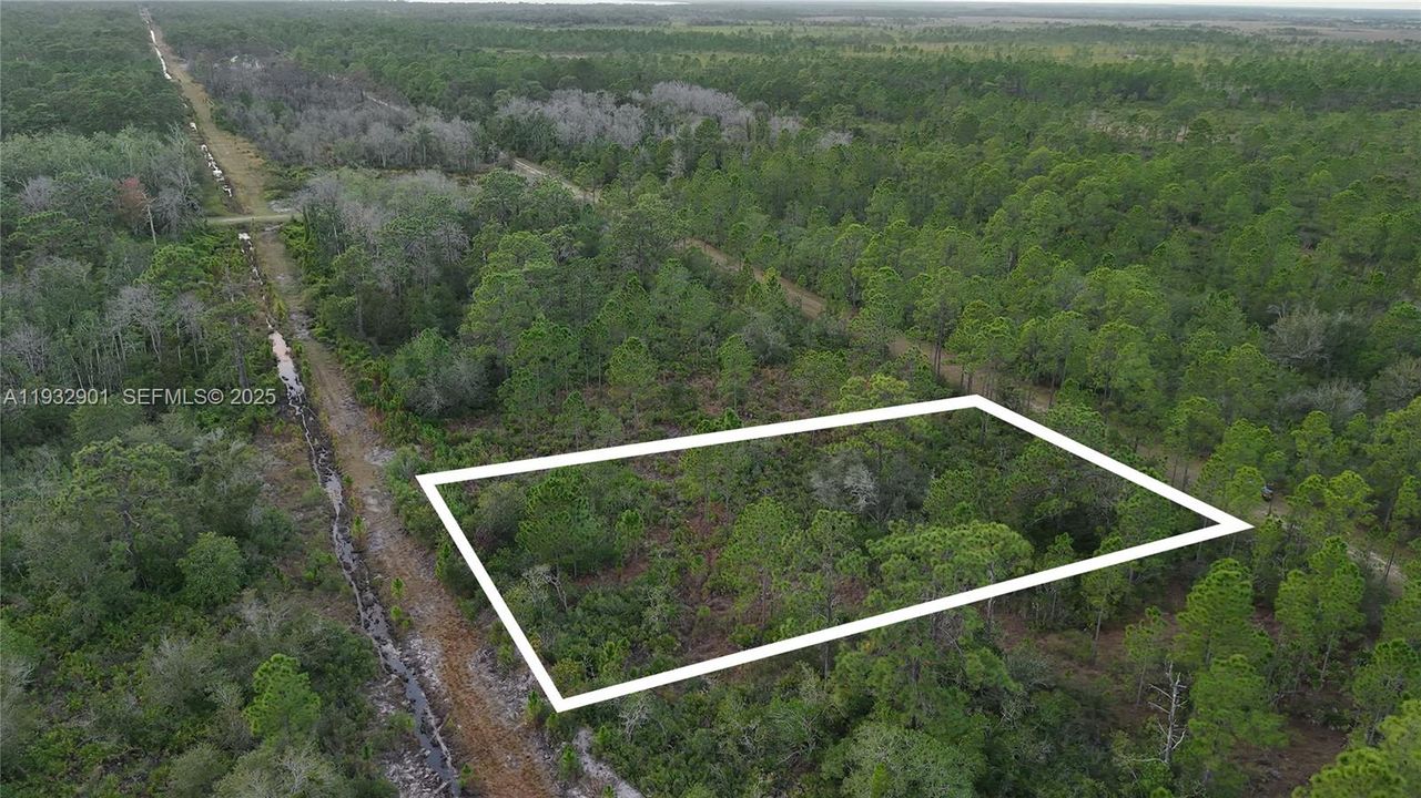 待售: $20,000 (0.50 acres)