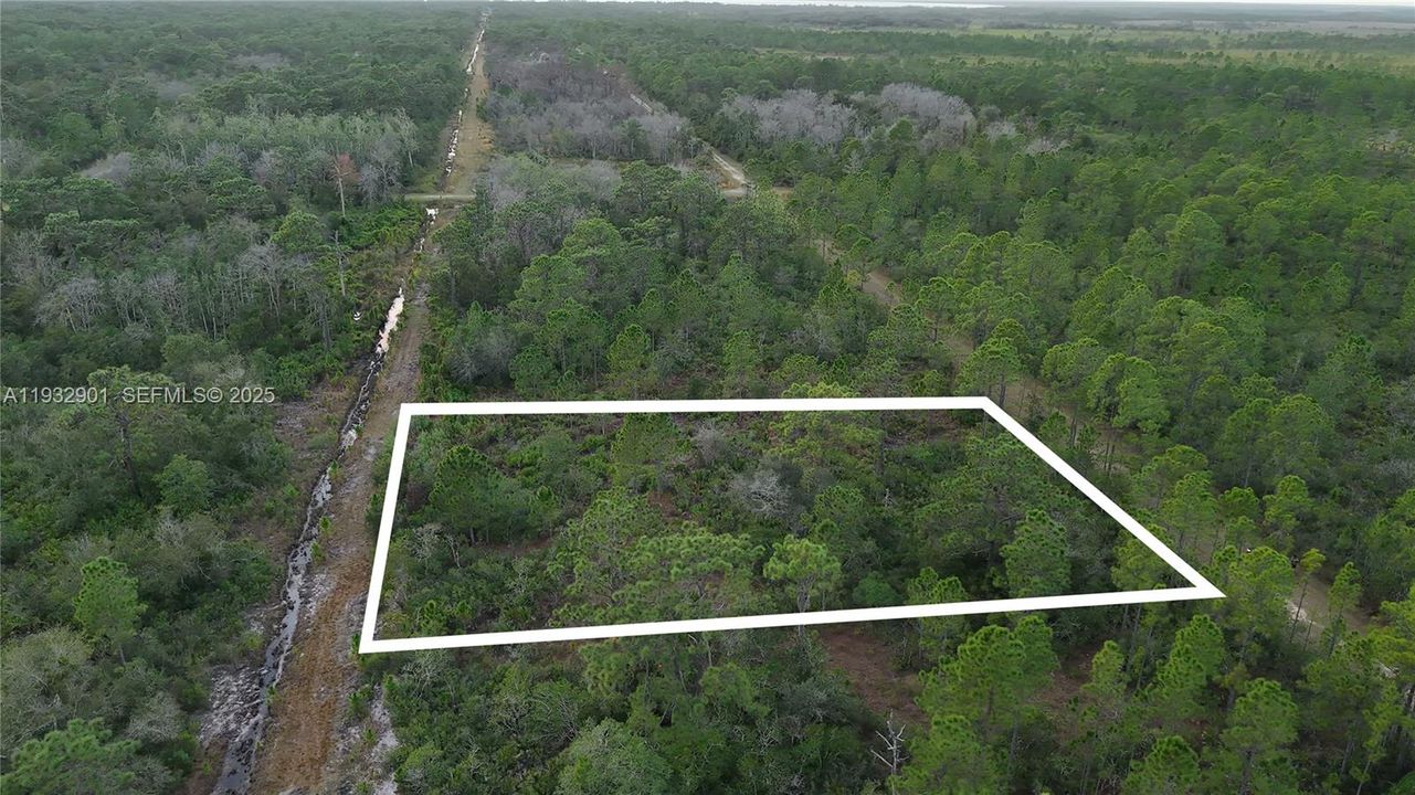 待售: $20,000 (0.50 acres)