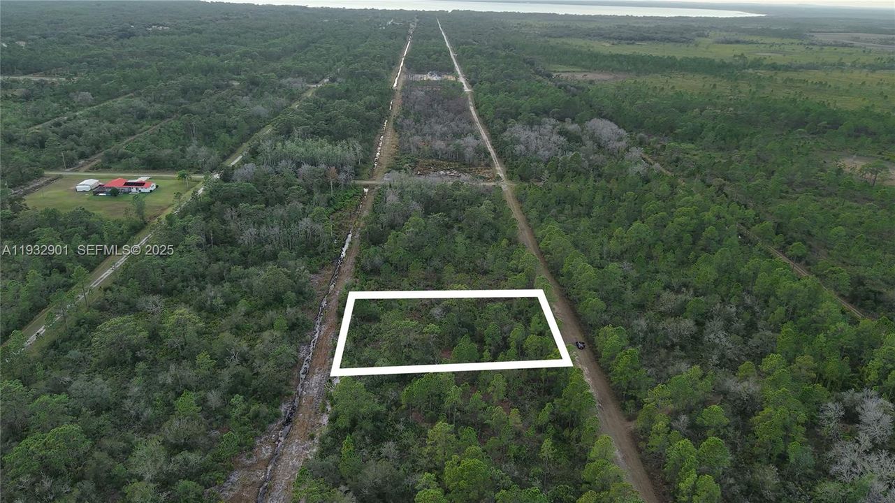 待售: $20,000 (0.50 acres)