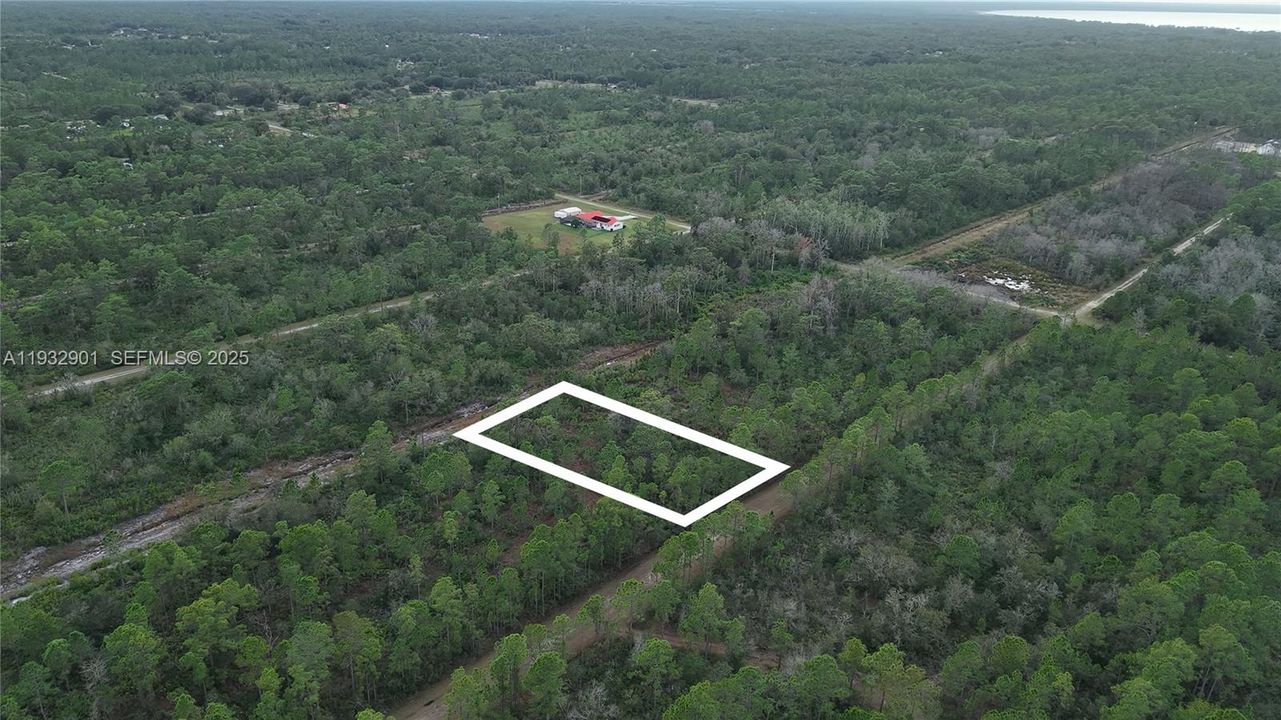 待售: $20,000 (0.50 acres)