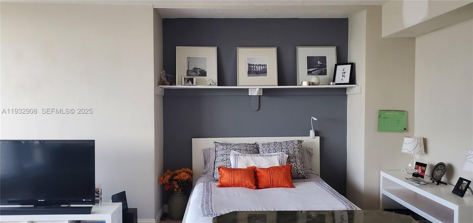 出租: $1,650 (0 贝兹, 1 浴室, 514 平方英尺)