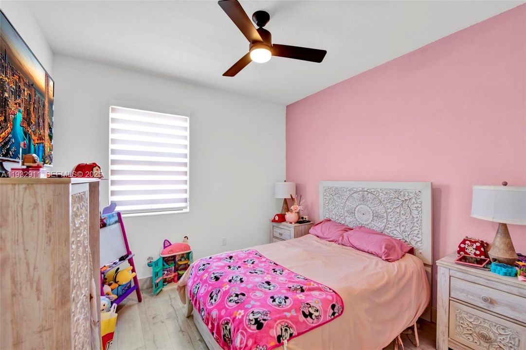 For Rent: $5,500 (4 beds, 2 baths, 2870 Square Feet)