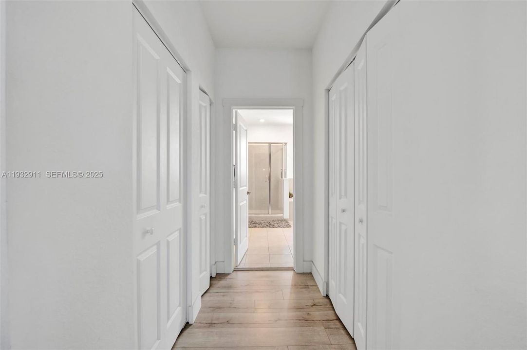 For Rent: $5,500 (4 beds, 2 baths, 2870 Square Feet)