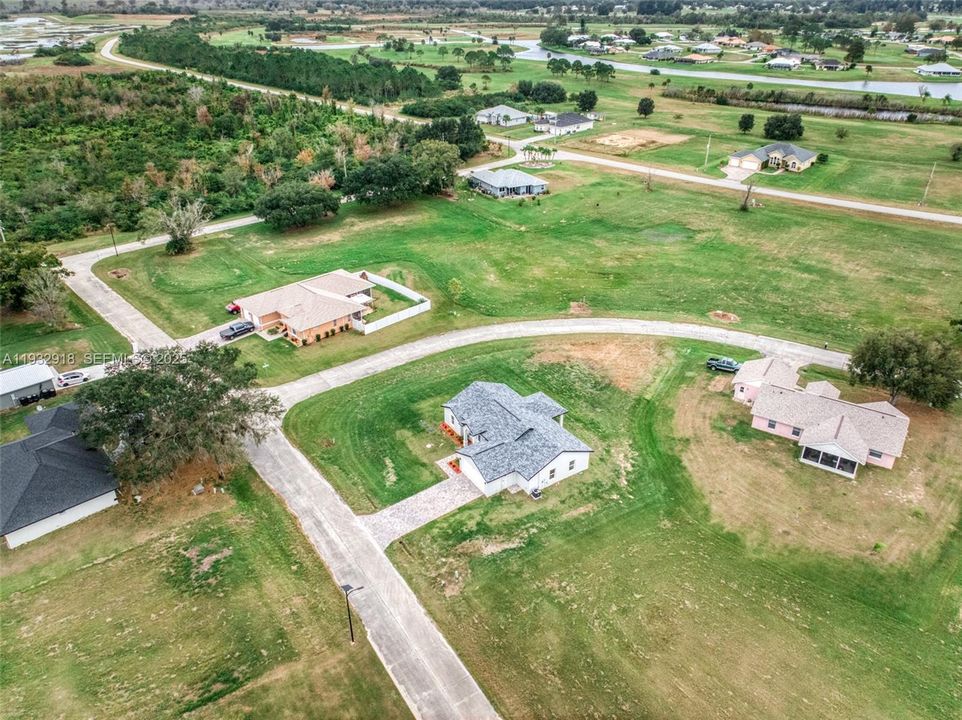 На продажу: $360,000 (3 спален, 2 ванн, 1650 Квадратных фут)