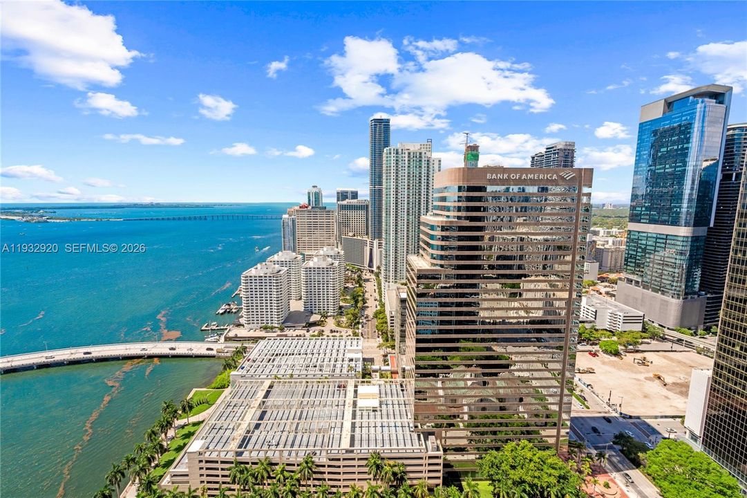 For Sale: $799,000 (2 beds, 2 baths, 1255 Square Feet)
