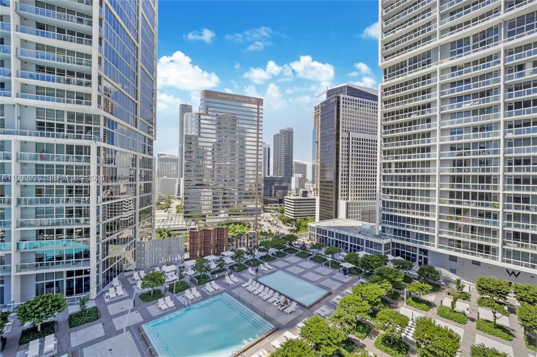 For Sale: $799,000 (2 beds, 2 baths, 1255 Square Feet)