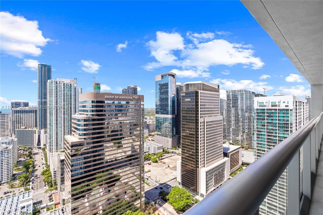 For Sale: $799,000 (2 beds, 2 baths, 1255 Square Feet)