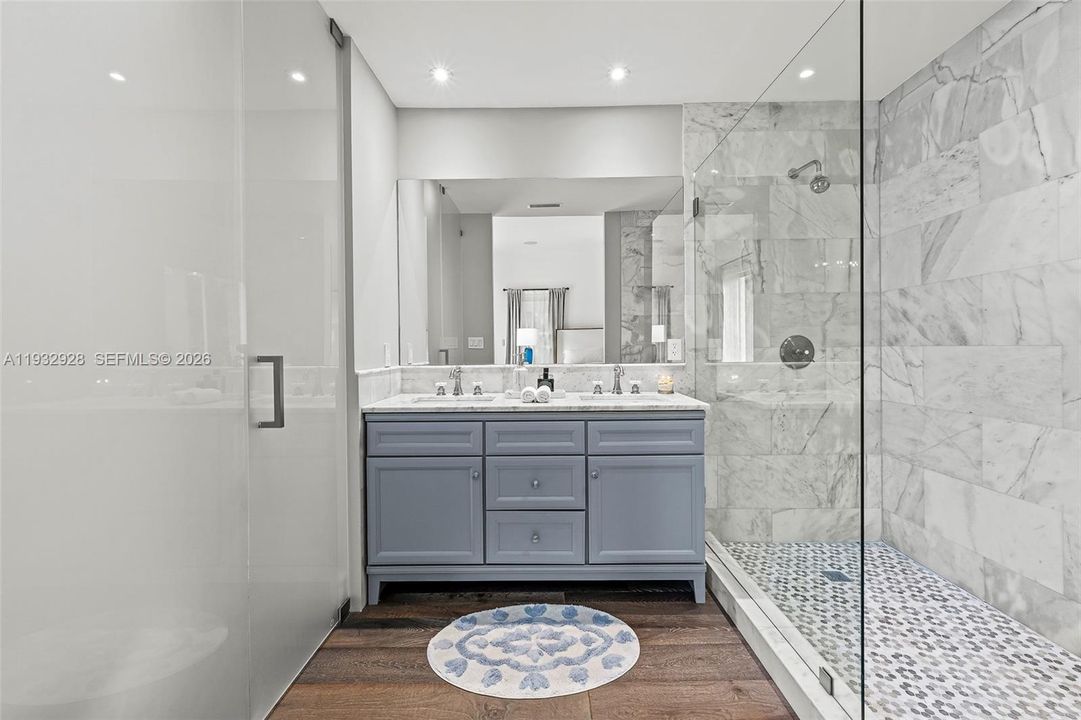 For Sale: $10,800,000 (5 beds, 5 baths, 3645 Square Feet)