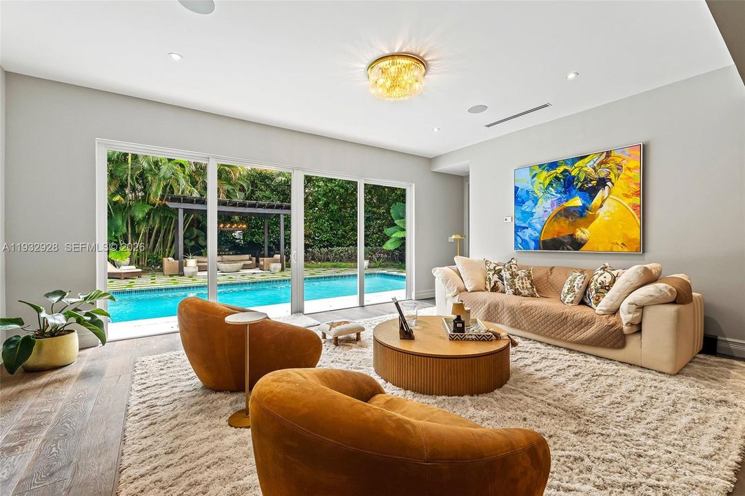 For Sale: $10,800,000 (5 beds, 5 baths, 3645 Square Feet)