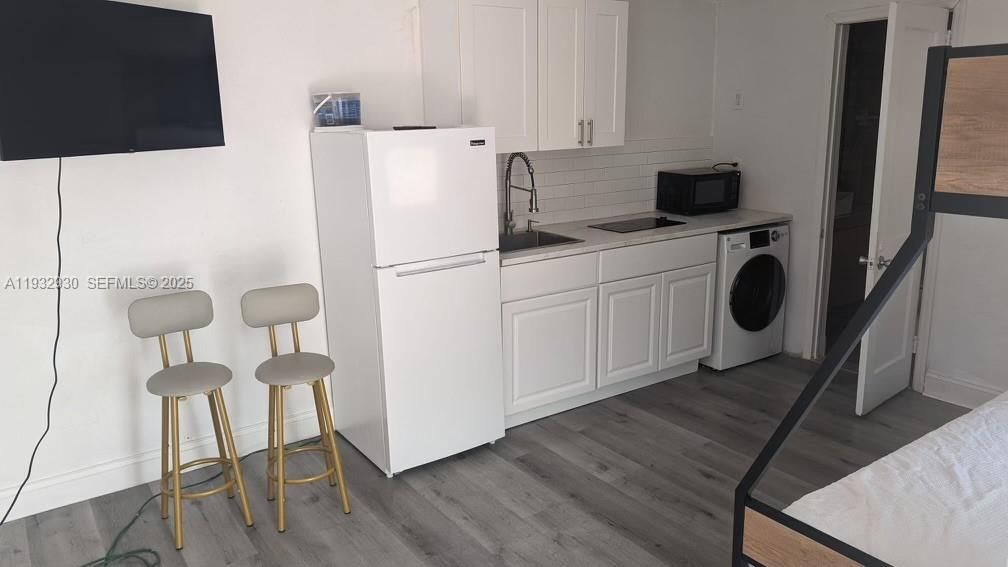 В аренду: $1,600 (0 спален, 1 ванн, 400 Квадратных фут)