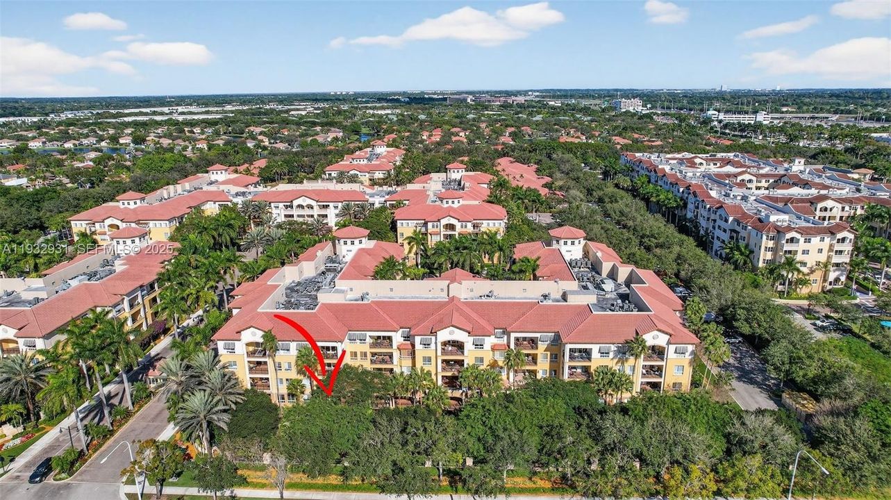 На продажу: $474,900 (1 спален, 1 ванн, 1012 Квадратных фут)