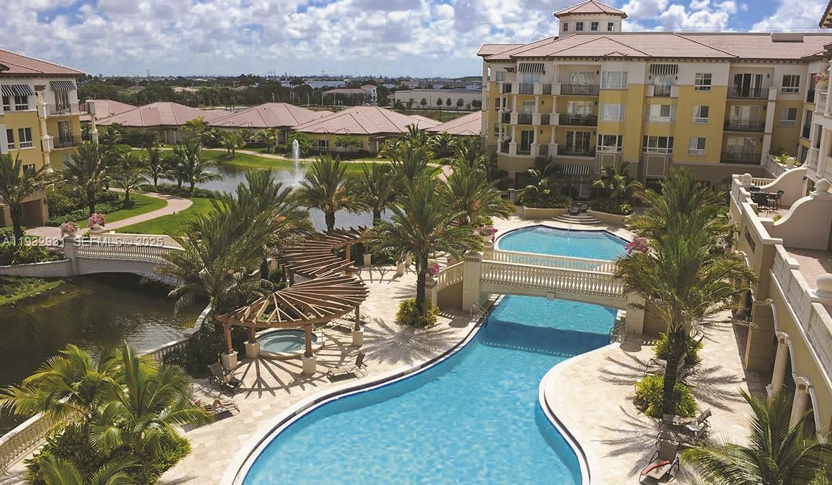 На продажу: $474,900 (1 спален, 1 ванн, 1012 Квадратных фут)