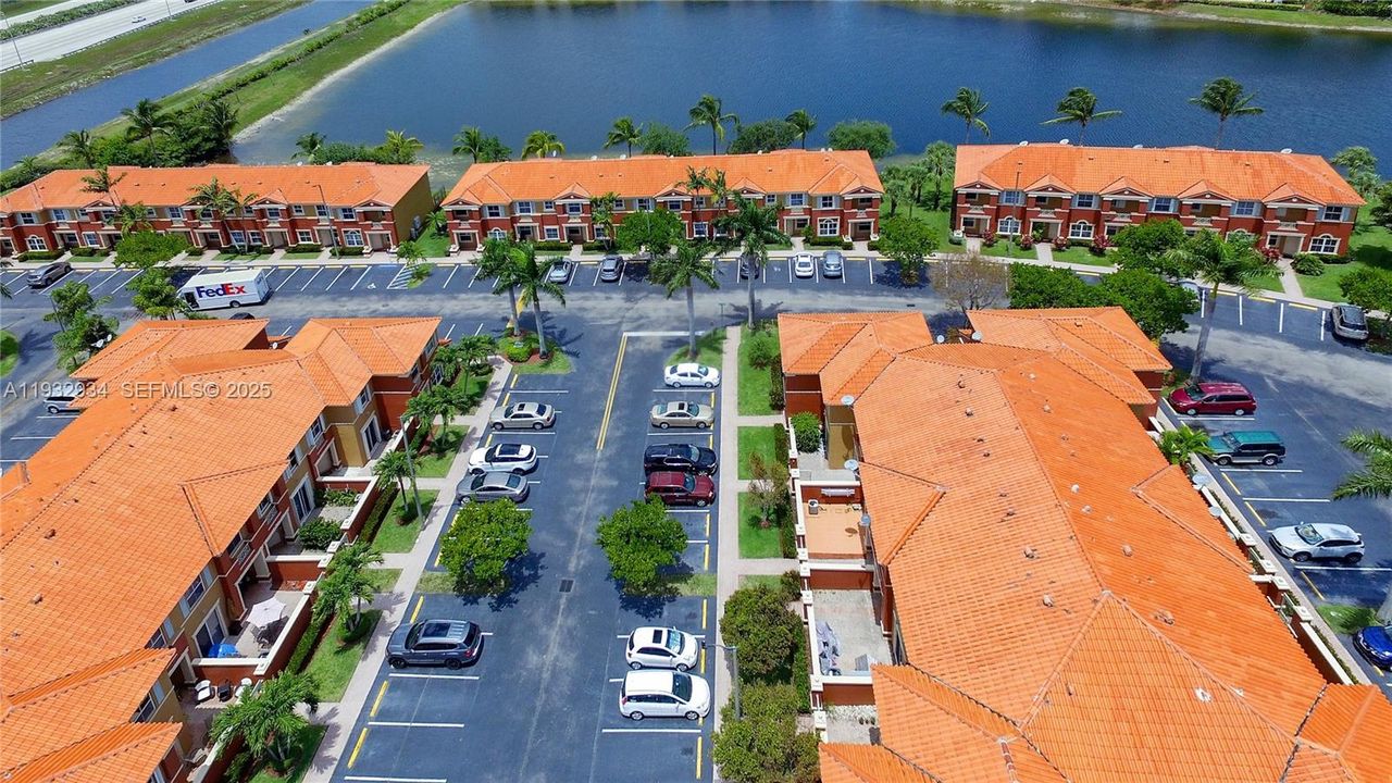 For Sale: $460,000 (3 beds, 2 baths, 1260 Square Feet)