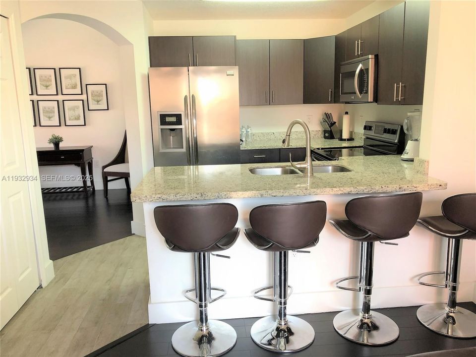 For Sale: $460,000 (3 beds, 2 baths, 1260 Square Feet)