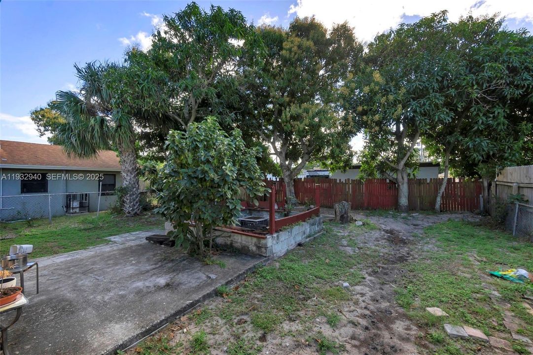 En Venta: $299,900 (3 camas, 2 baños, 1008 Pies cuadrados)