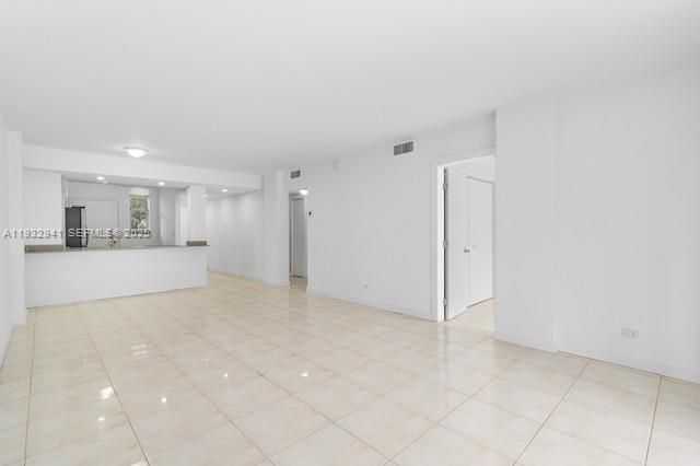 For Sale: $219,000 (2 beds, 2 baths, 1025 Square Feet)