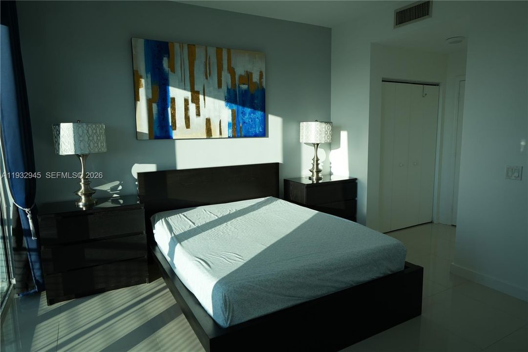 En Venta: $410,000 (1 camas, 1 baños, 585 Pies cuadrados)