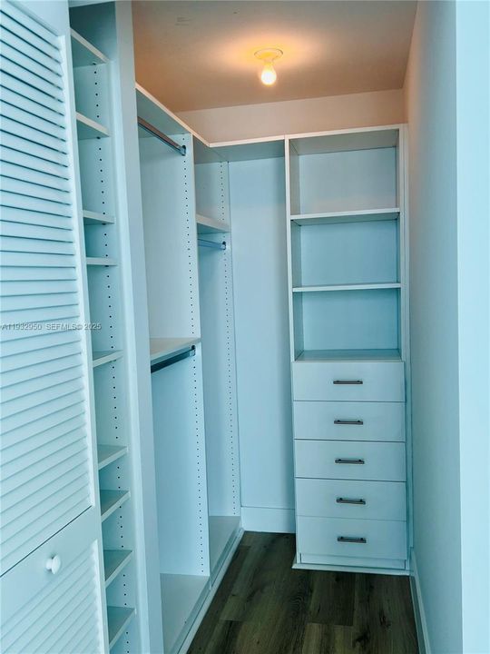 出租: $3,800 (2 贝兹, 2 浴室, 1006 平方英尺)